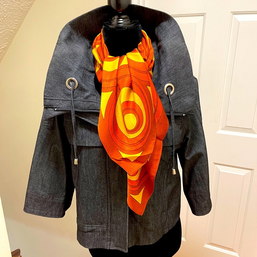 Short jacket